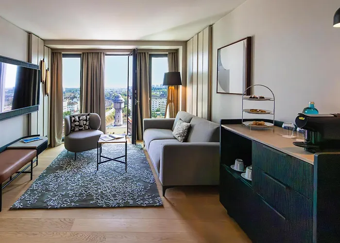 Otel Atlantic Frankfurt 4*